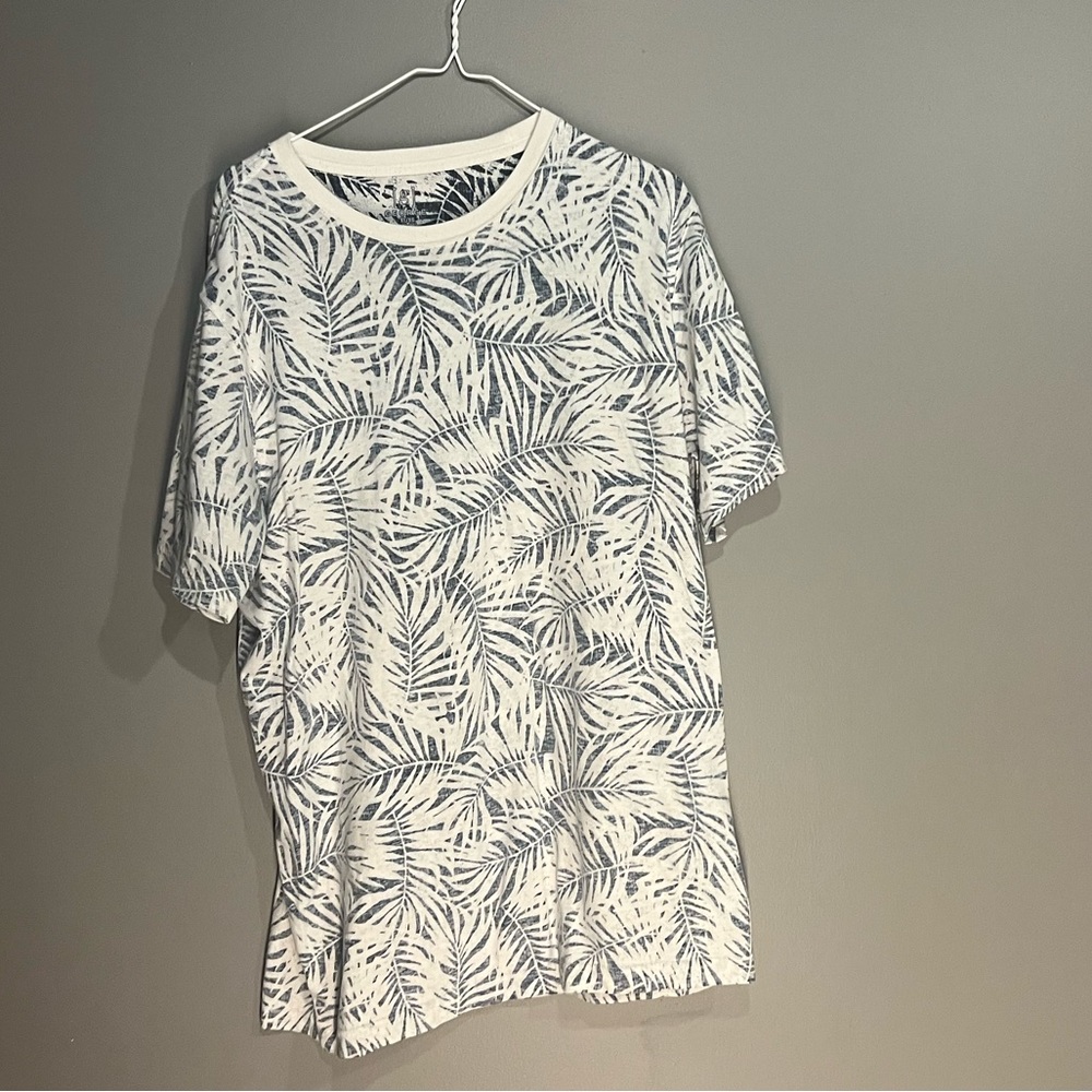 Men’s floral T-Shirt